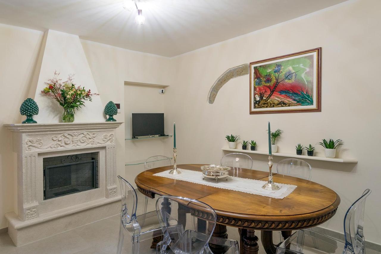 Dimo' Re Bed & Breakfast Farnese Exterior photo
