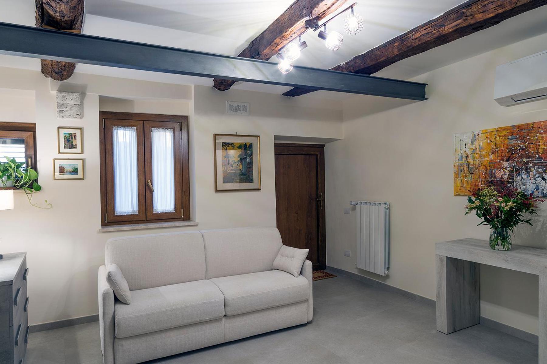 Dimo' Re Bed & Breakfast Farnese Exterior photo